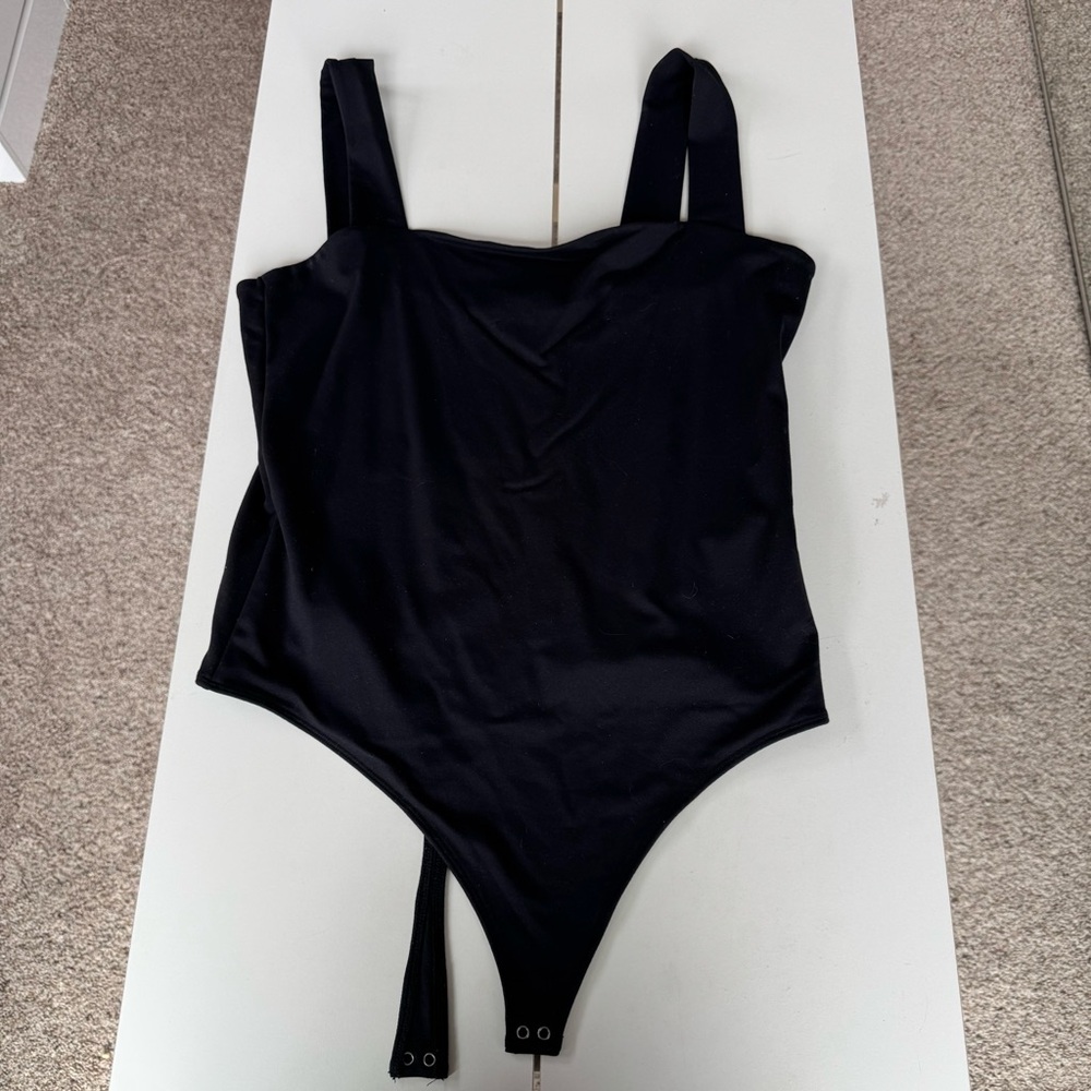 Abercrombie & Fitch Black Tank Bodysuit size XL